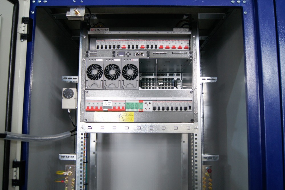 通信基站機(jī)柜